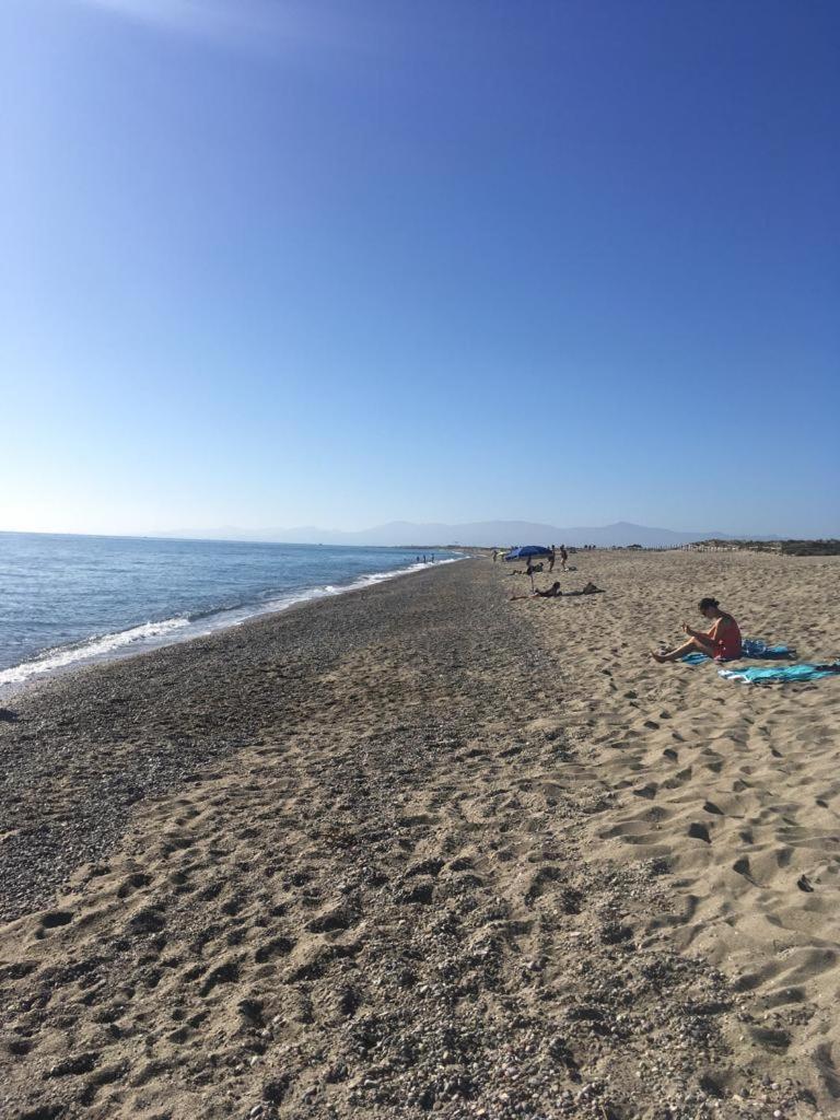 Bella Vista ,Acces Direct Plage, Front De Mer, Vue Mer Panoramique Le Barcarès エクステリア 写真